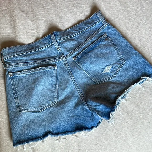 Madewell Relaxed Demin Shorts - Picture 2 of 3